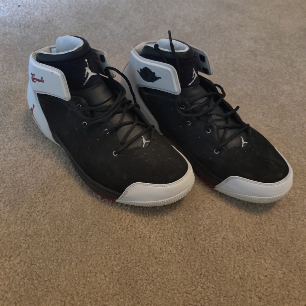 Nike Air Jordan Carmelo's